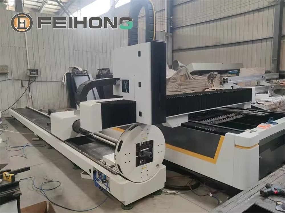 آلة قطع بالليزر الليفي بسعر جي - مراجعة Industrial Laser Cutting Machine Price وسعره