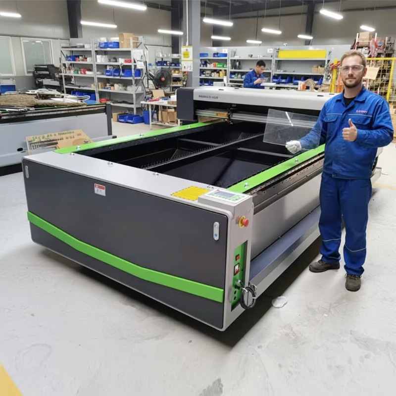 آلة قطع بالليزر CO2 مخصصة برأس - مراجعة Industrial Acrylic Laser Cutter وسعره